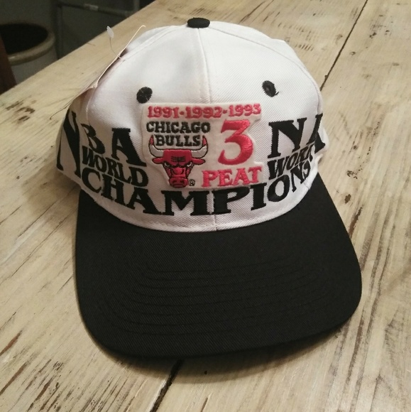 chicago bulls 3 peat hat